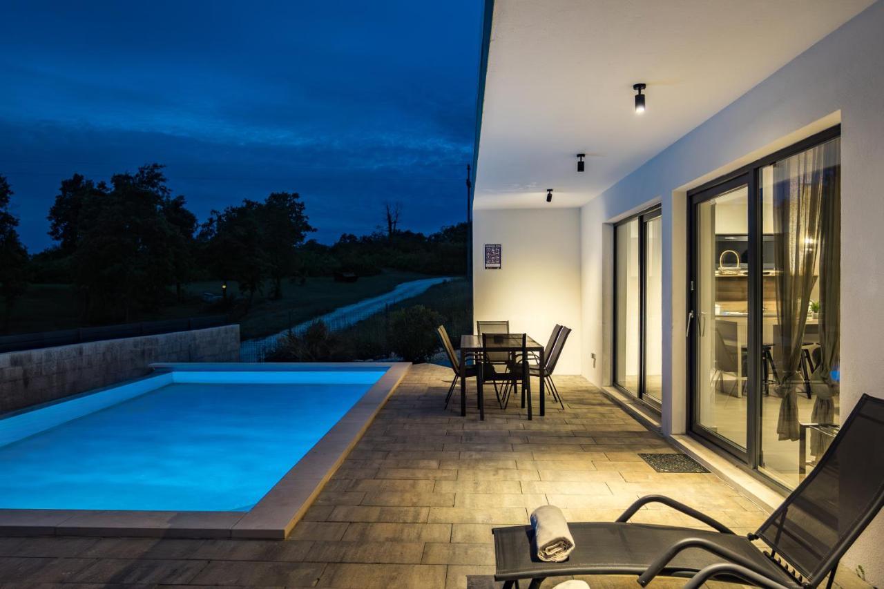 Villa Kalu 2 Filipana 外观 照片