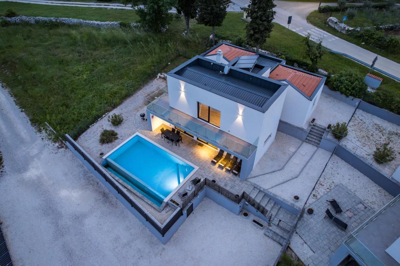 Villa Kalu 2 Filipana 外观 照片